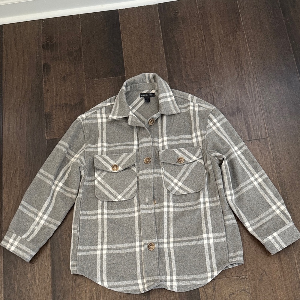 Gray Plaid Button-Up Shacket